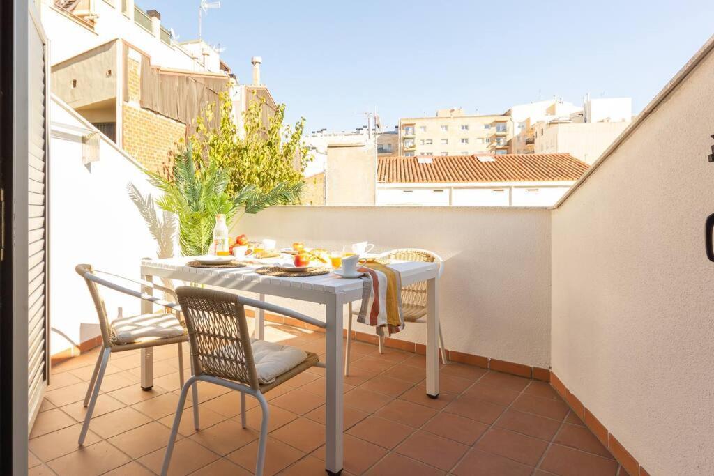 Appartement Duplex With Terrace Near Bcn à Terrassa Extérieur photo