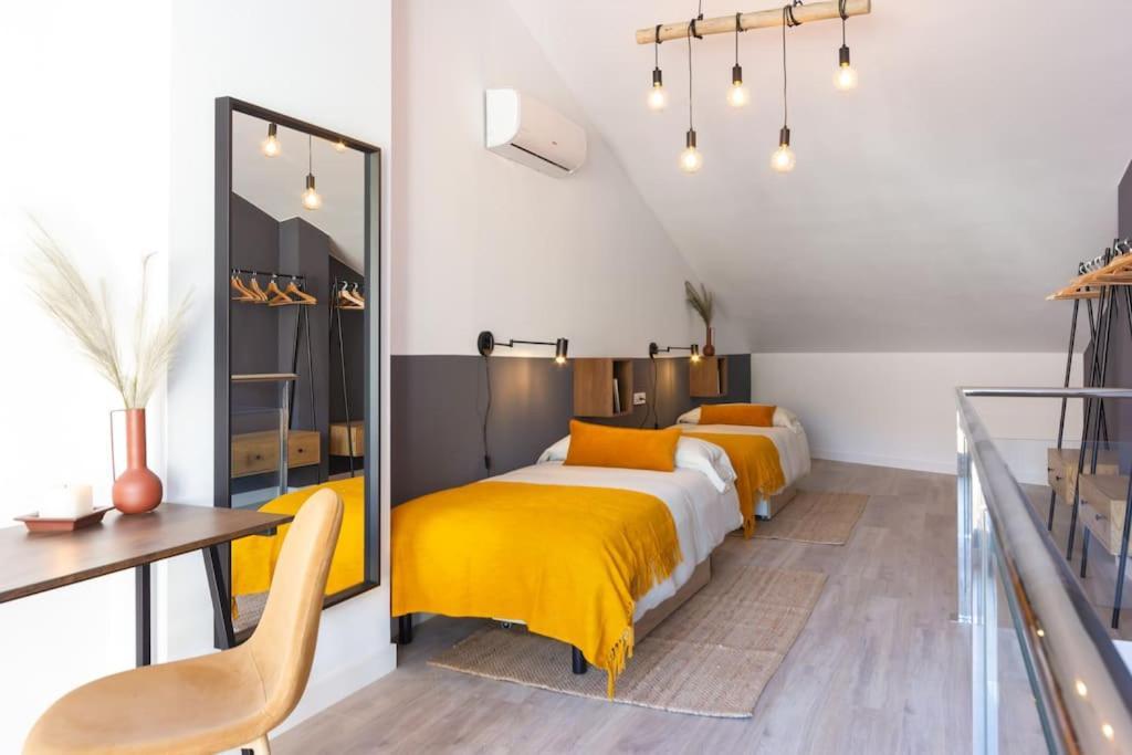 Appartement Duplex With Terrace Near Bcn à Terrassa Extérieur photo